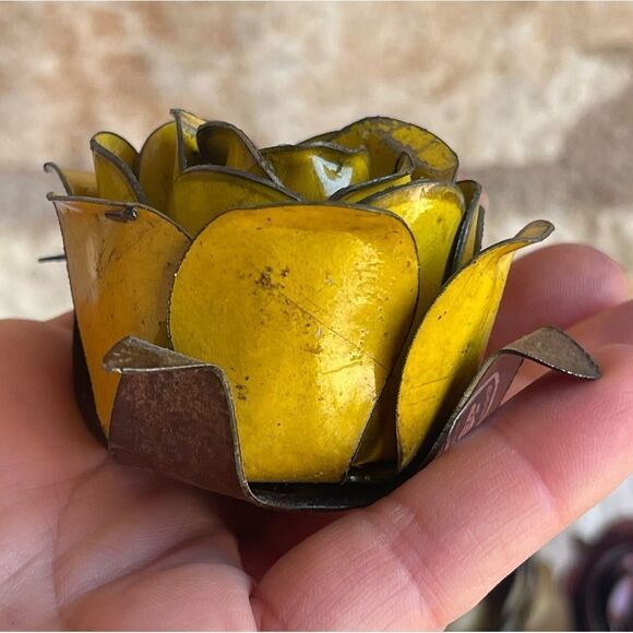 Rustic Painted Forged Metal Decorative Rose Bloom Trio in White Red Yellow - Picture 15 of 16